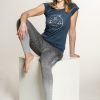 Yoga-shirt-kurzarm-blau-nachhaltige-yogamode