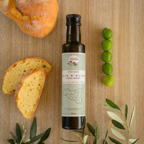 Natives Olivenöl Extra 250 ml - Azienda Agricola Ferrarini