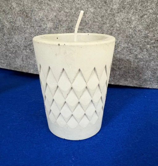 Frankfurter Kerze Geripptes (Beton)