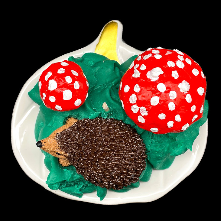 Duftkerze „ Igel und Fliegenpilz“ WEISS – Bild 2